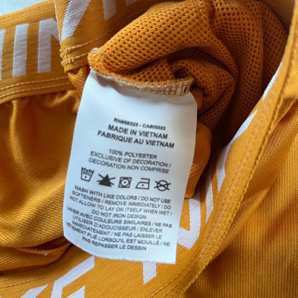 Nike DriFit Shorts Women Size L Orange Mustard Gold - Picture 5 of 6